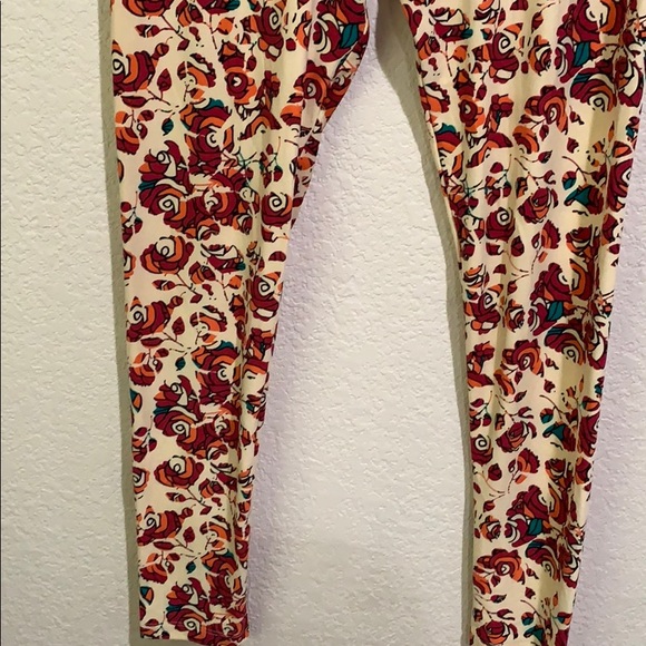 NWT LuLaRoe Tall and Curvy Leggings - Picture 3 of 4